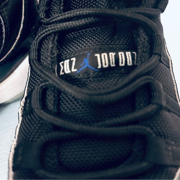 Nike Air Jordan 11 Retro Space Jam size 6 Youth - Picture 11 of 11